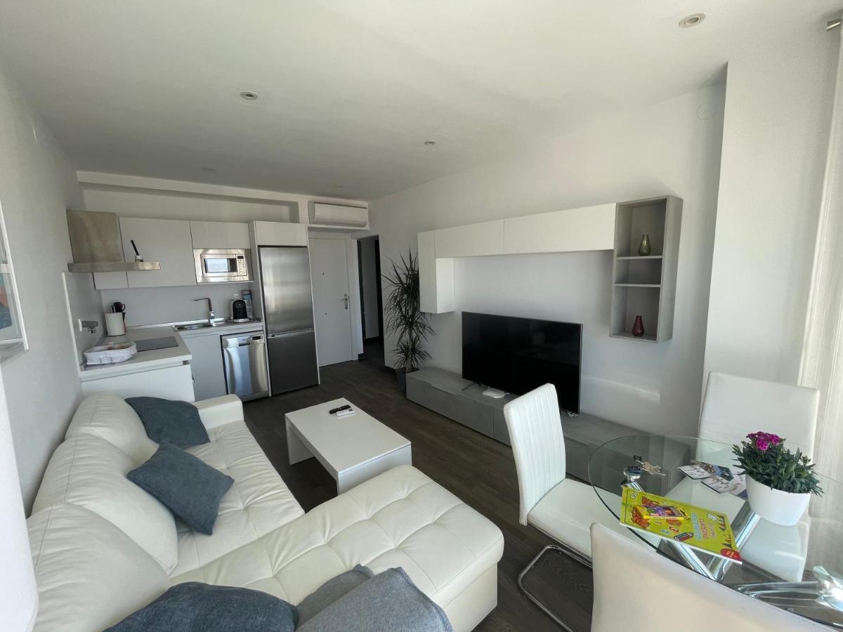 Apartamento 5 Home Suites Almería Esterno foto